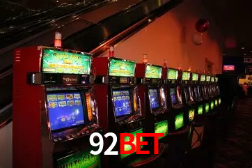 A Experiência Imersiva dos Cassinos Ao Vivo no 92bet